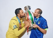 开云体育中国-尤文图斯豪取胜利，博努奇发挥出色