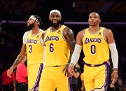 开云体育下载-路威领衔球星阵容，国内巡回赛掀起篮球热潮的简单介绍