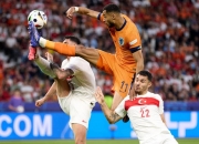 开云体育入口-捷克队压哨胜利，晋级欧锦赛资格赛决赛阶段