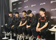 开云下载-JDG横扫RNG，Bin团战一打五全球总决赛2:1（北京）