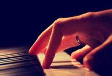 开云APP-凯尔特人横扫鹈鹕，波特送出助攻——一场激情四射的篮球盛宴