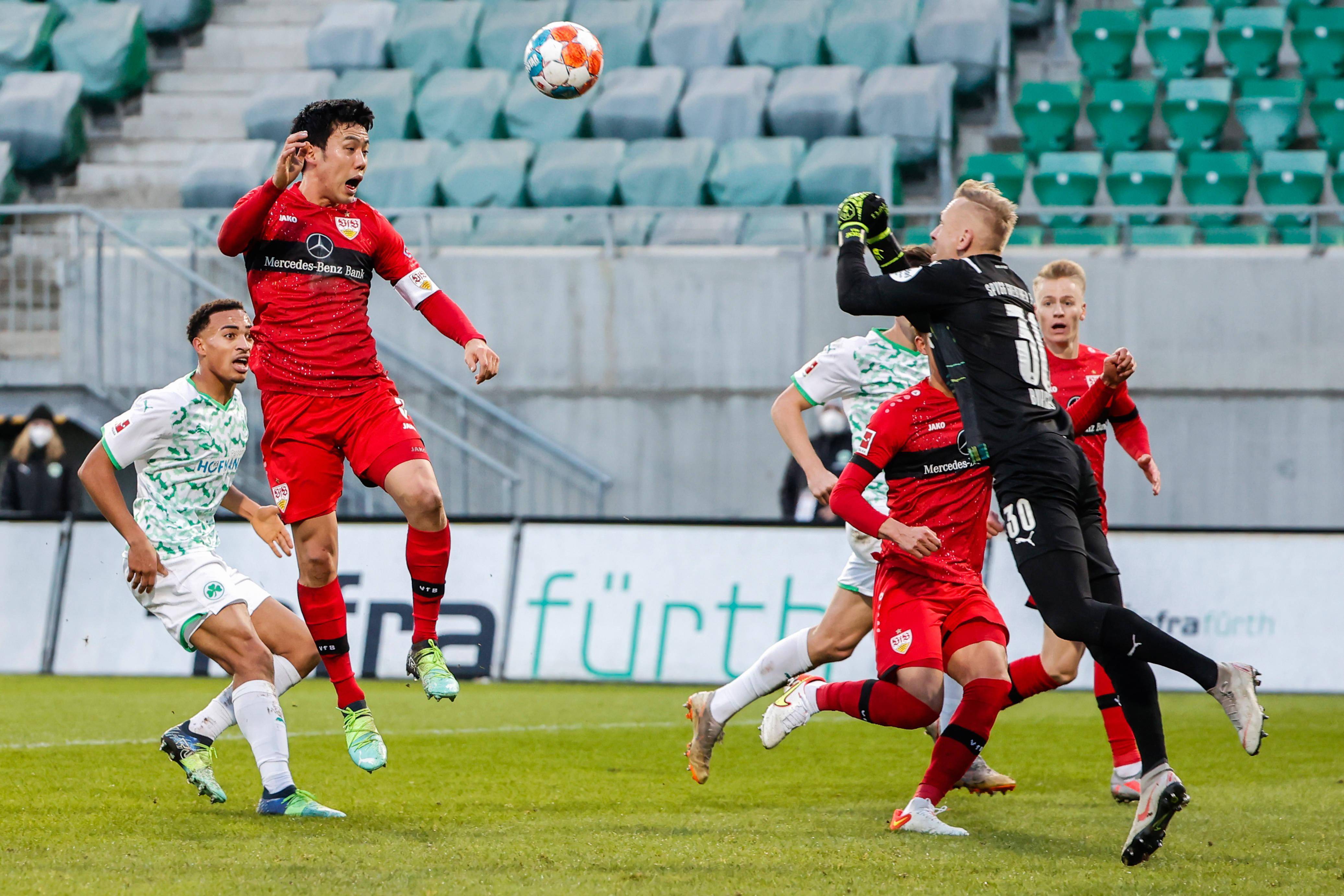 沃尔夫斯堡客场失利，难以应对对手强大攻势的简单介绍