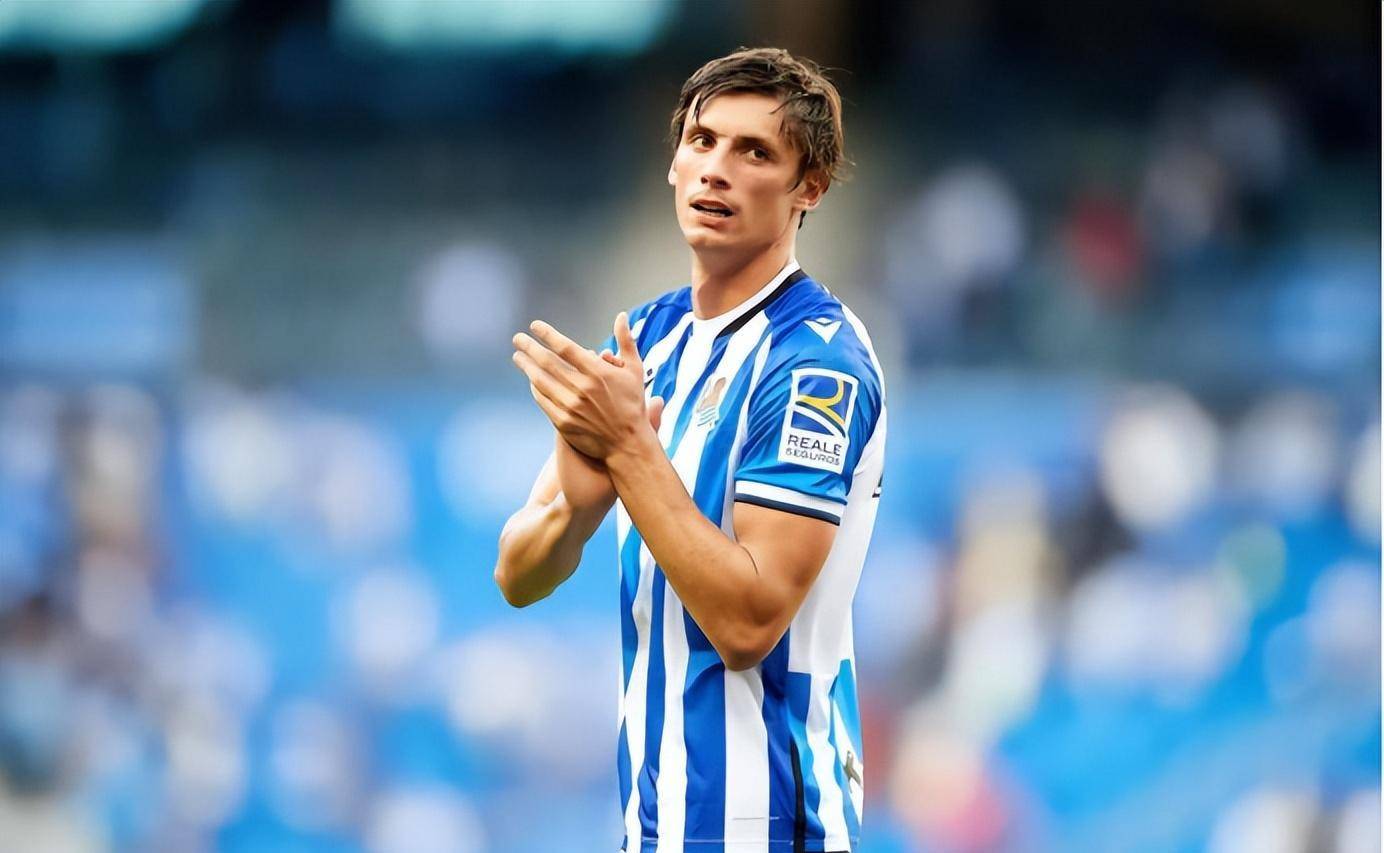 关于皇家社会中场休养,无缘周末比赛的信息 关于皇家社会中场休养,无缘周末比赛的信息