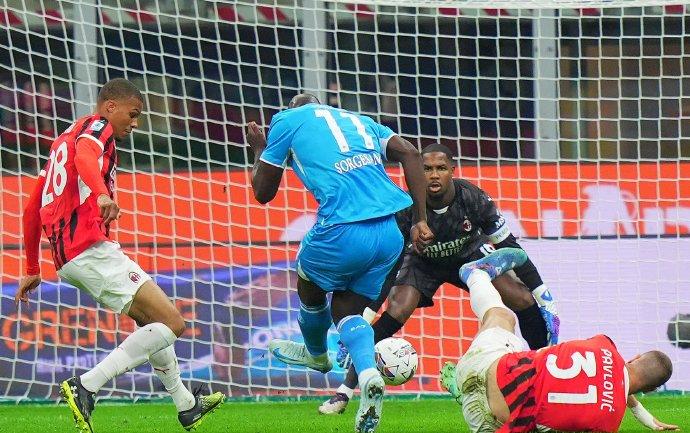 关于国际米兰壮举横扫那不勒斯锁定意甲亚军的信息