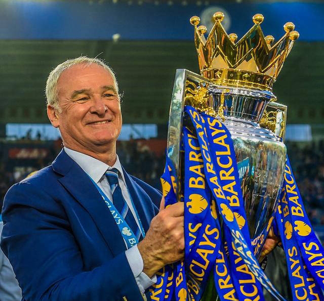 罗马球迷举办庆典，纪念球队夺得赛季冠军的简单介绍