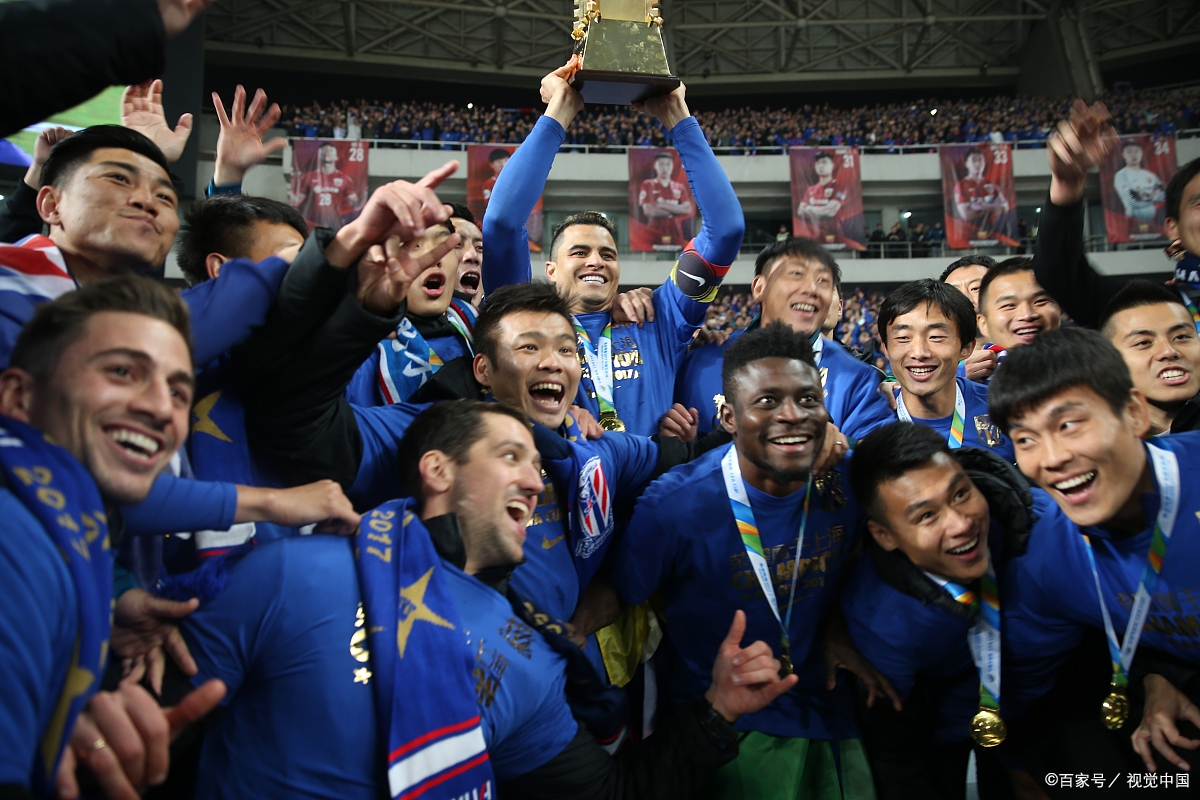 联赛争夺激烈，球队实力逐渐暴露