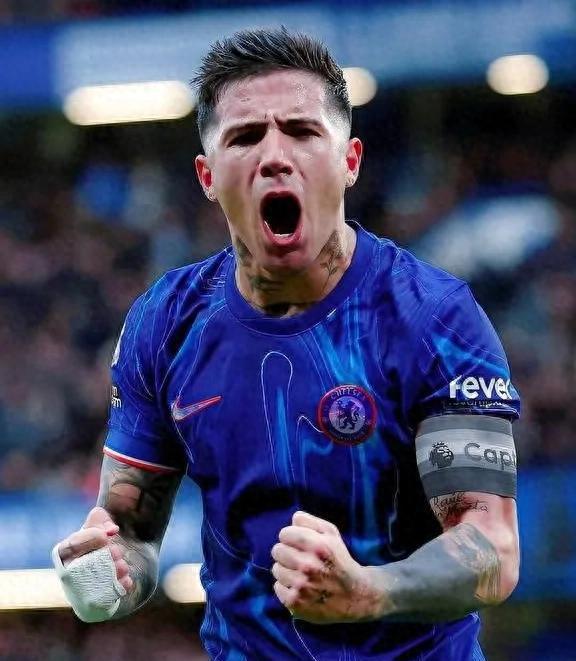 切尔西备战挑战马德里竞技的巨星