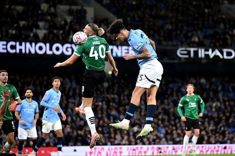 关于意外爆冷导致曼城遭淘汰，携手下课教练的信息