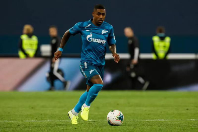 里昂再度展现出色表现,着力冲冠的简单介绍 里昂再度展现出色表现,着力冲冠的简单介绍