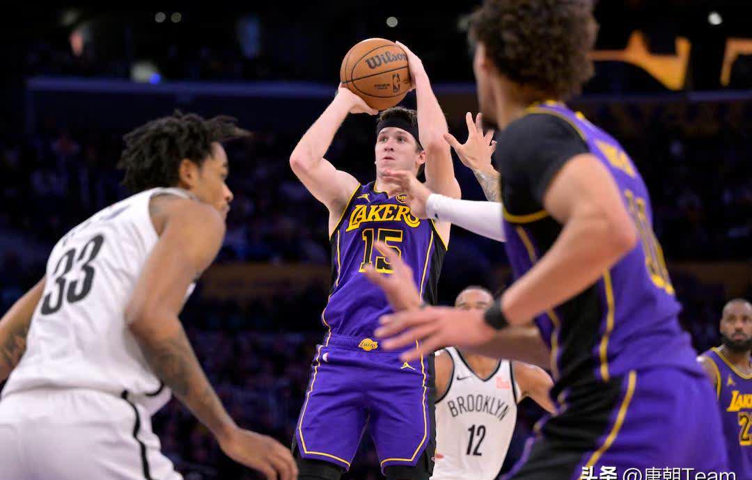 湖人传奇巨星重返斯台普斯中心 湖人传奇巨星重返斯台普斯中心