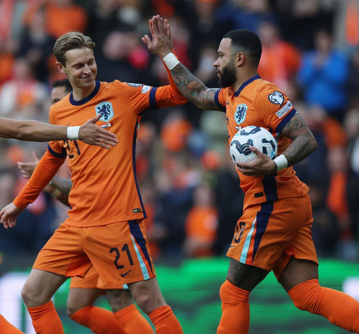 荷兰队员在国际比赛中发挥出色