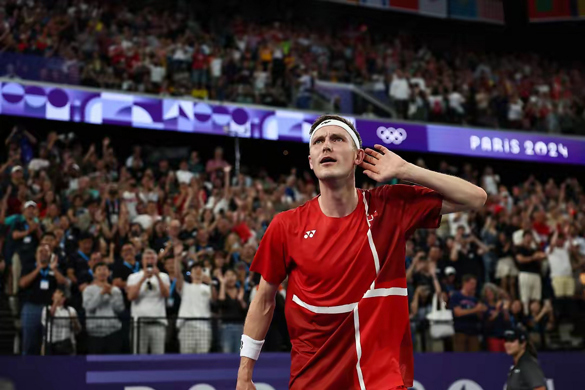 塞尔维亚羽毛球选手发挥出色，获得一枚金牌的简单介绍