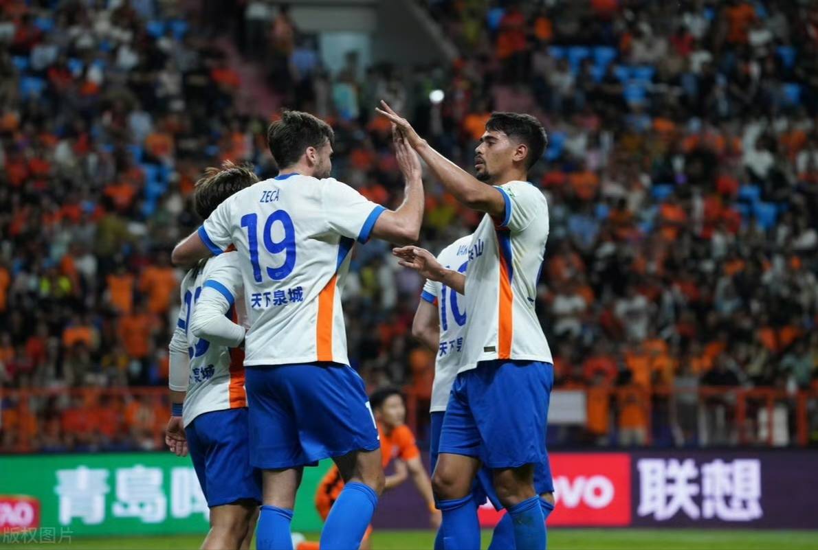 火花四溅，球队实力无可匹敌的简单介绍