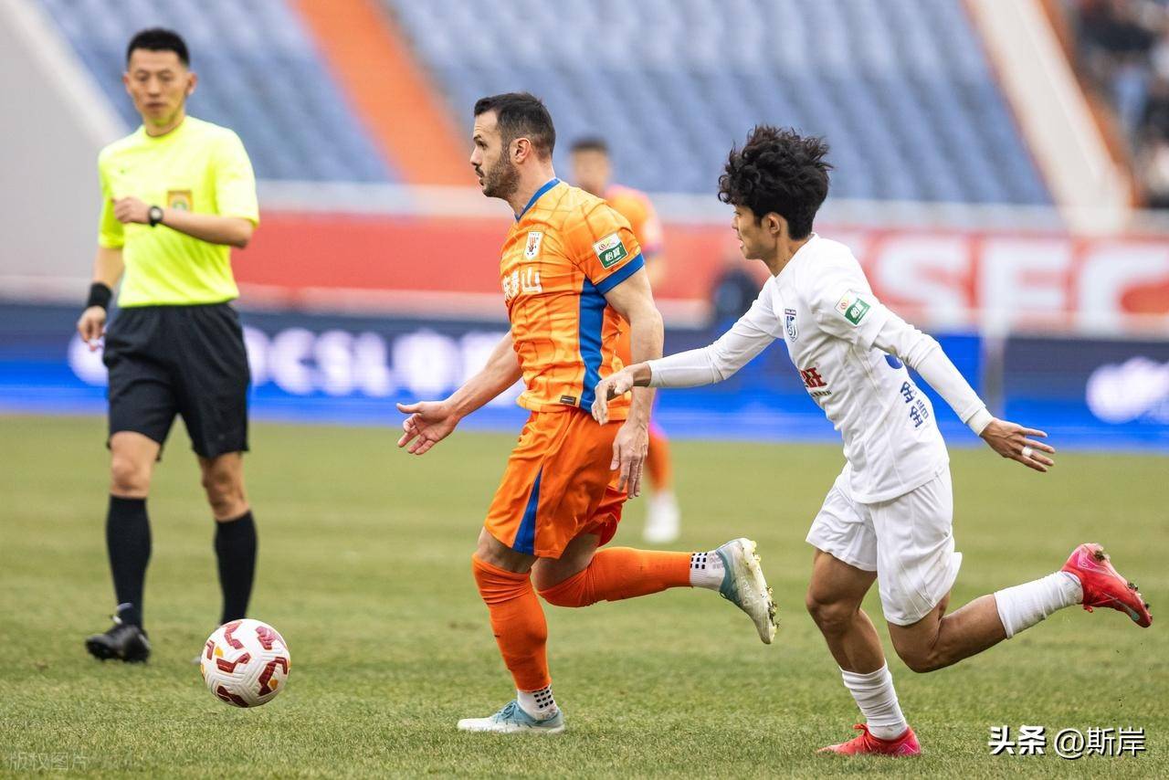 火花四溅，球队实力无可匹敌的简单介绍