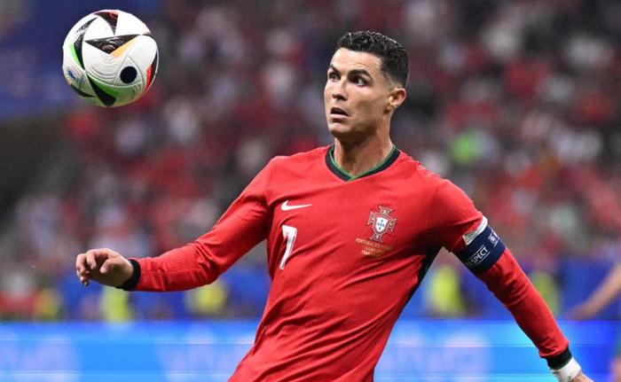 C罗在北京的比赛中破纪录