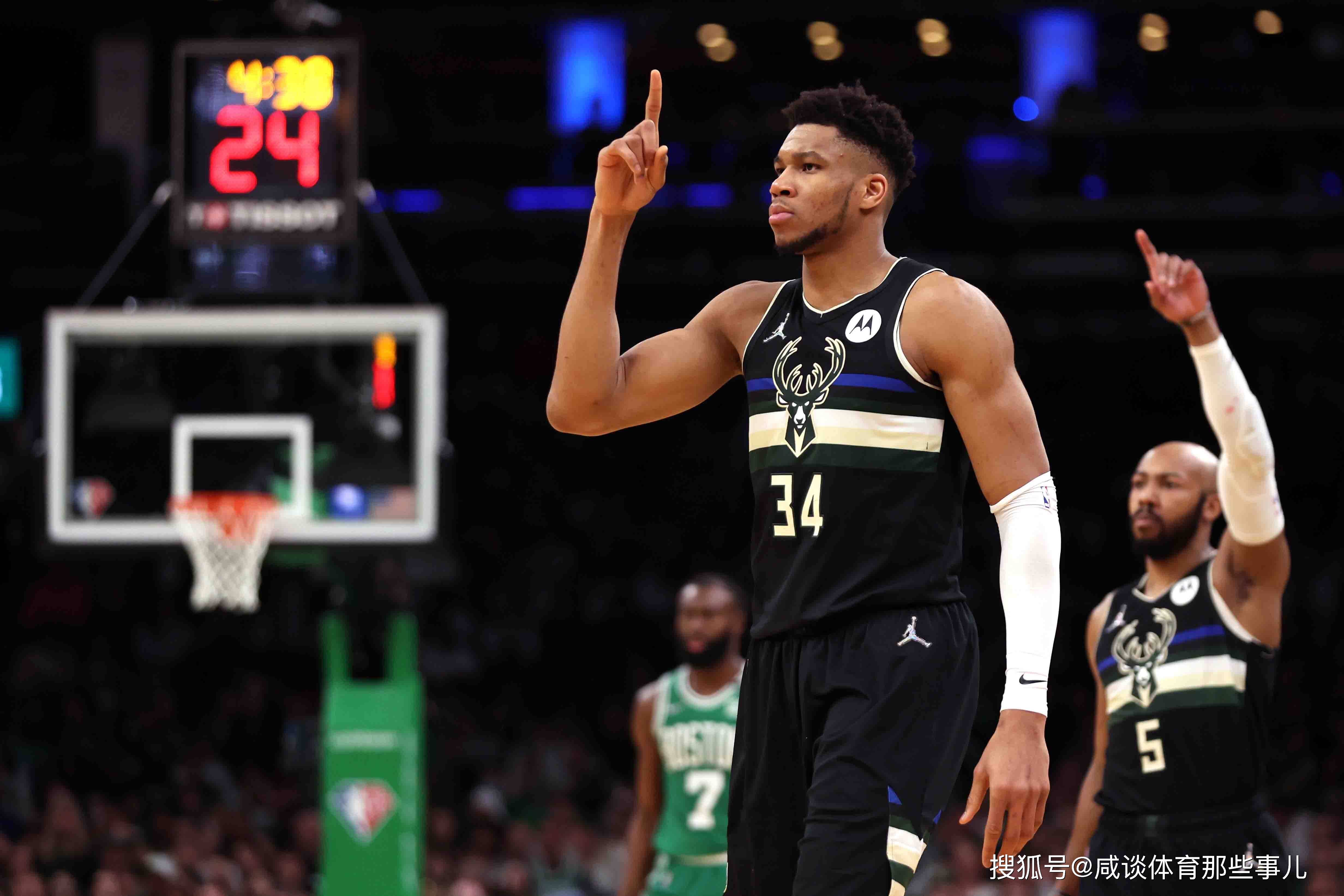 关于雄鹿大胜太阳，字母哥34+17分力挽狂澜的信息