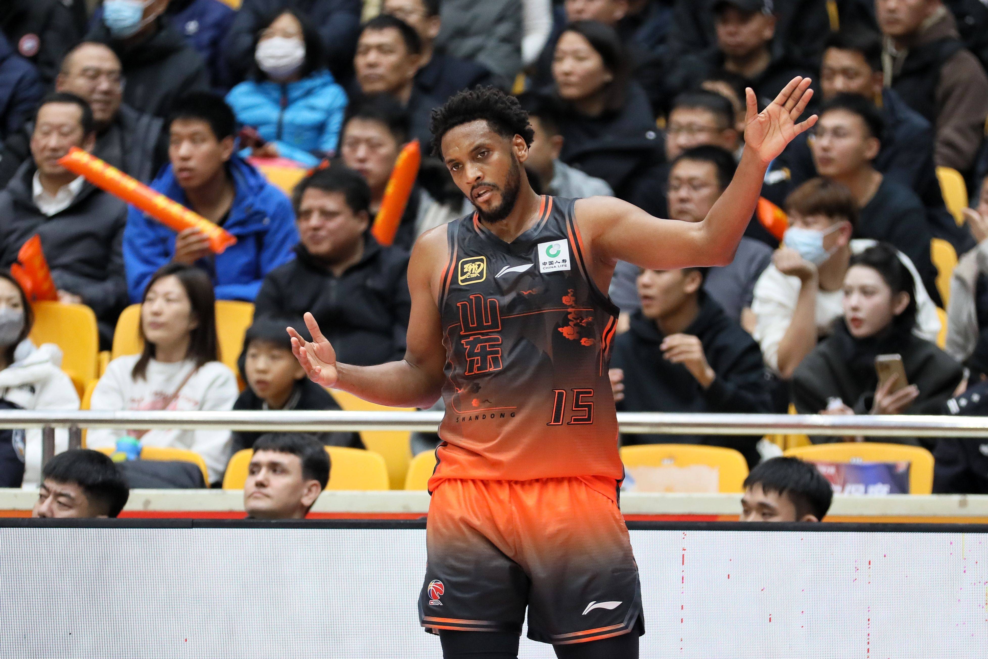 北京男篮战胜山东男篮，场上节奏掌控得当