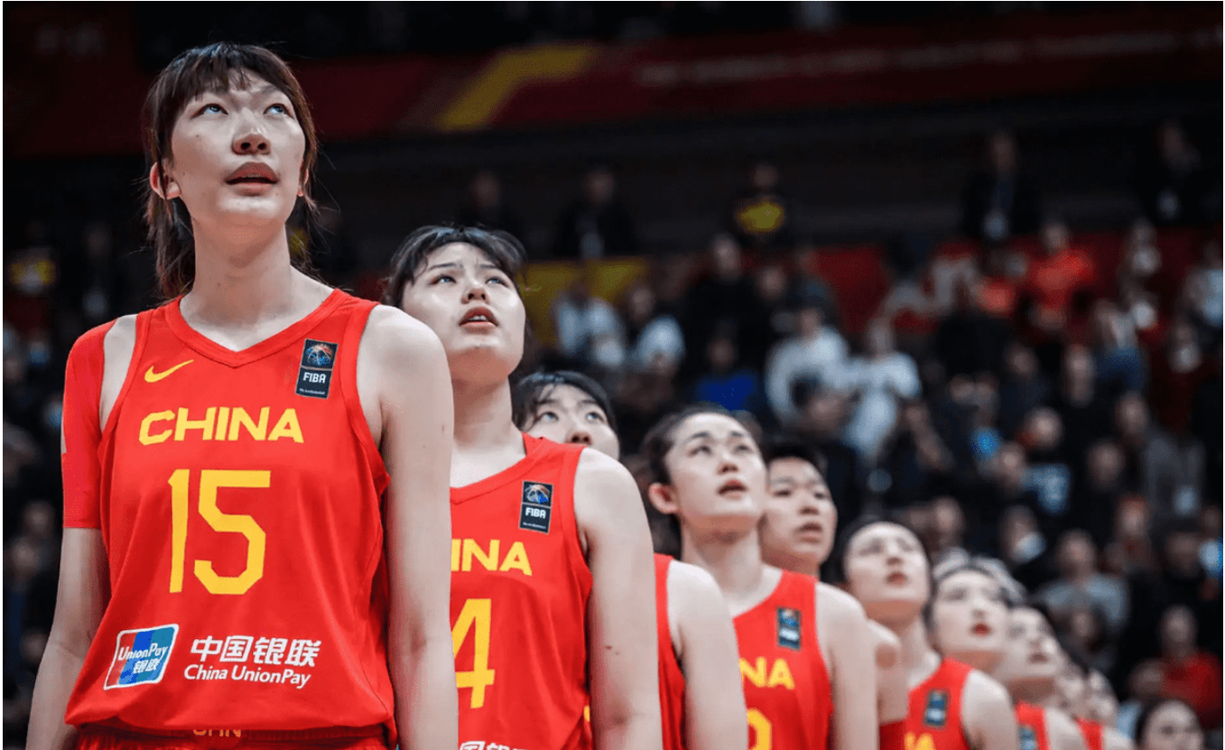 北京女篮在比赛中全力以赴，最终获胜