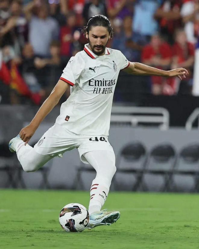 AC米兰阵容动荡，或将迎来换血的简单介绍