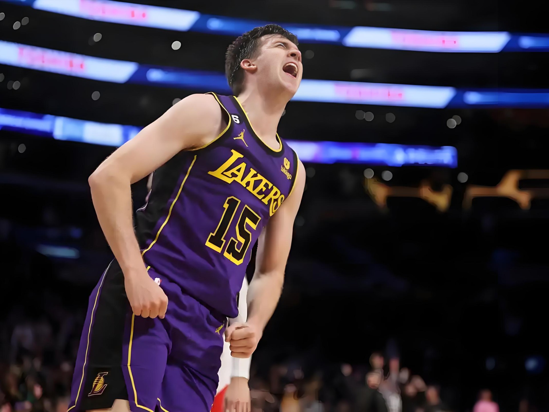 鹈鹕爆冷奇才，东契奇关键制胜的简单介绍