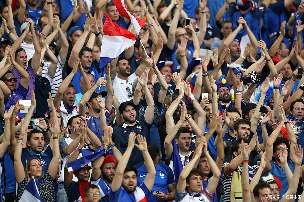 亚洲足球运动赛事精彩连连,球迷热情支持 亚洲足球运动赛事精彩连连,球迷热情支持