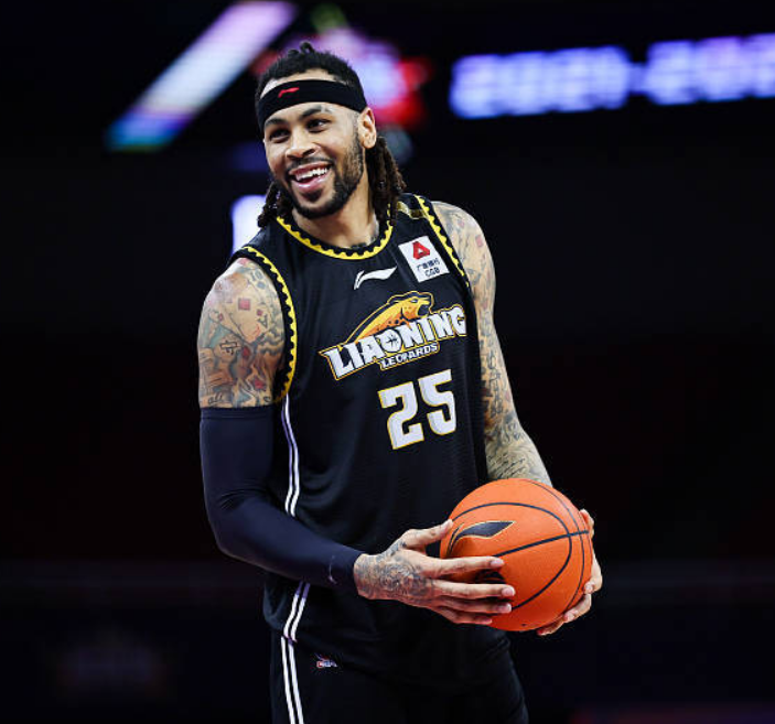 关于沃尔夫队成功签下外援,球队实力增强的信息 关于沃尔夫队成功签下外援,球队实力增强的信息