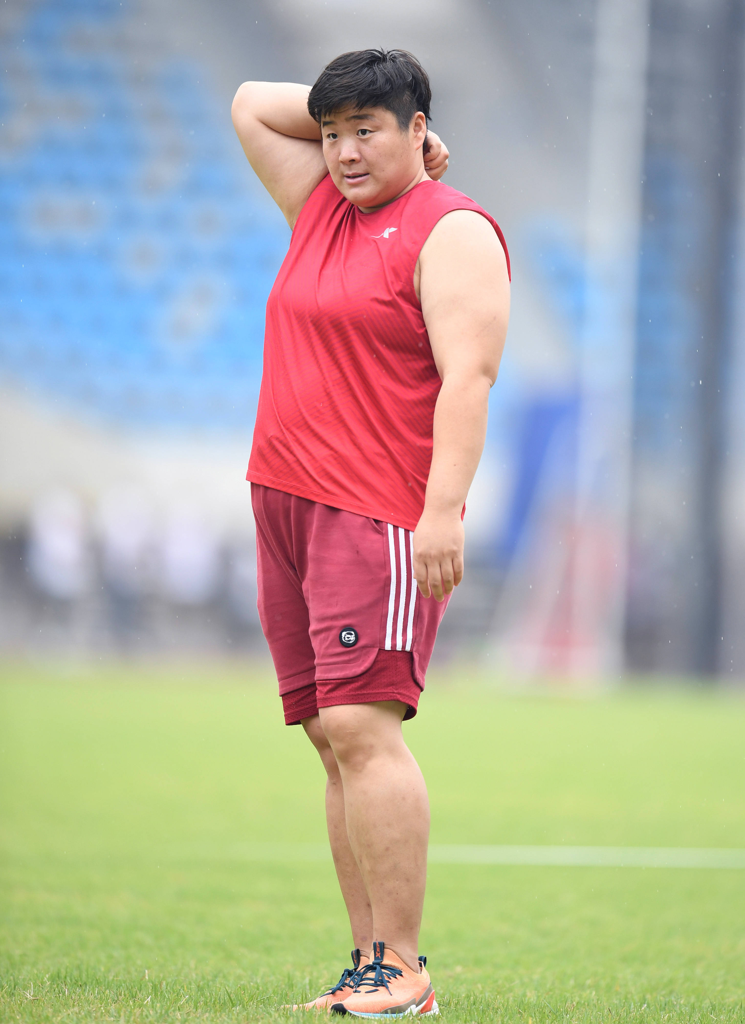 日本选手力压强手,夺得田径比赛金牌的简单介绍 日本选手力压强手,夺得田径比赛金牌的简单介绍