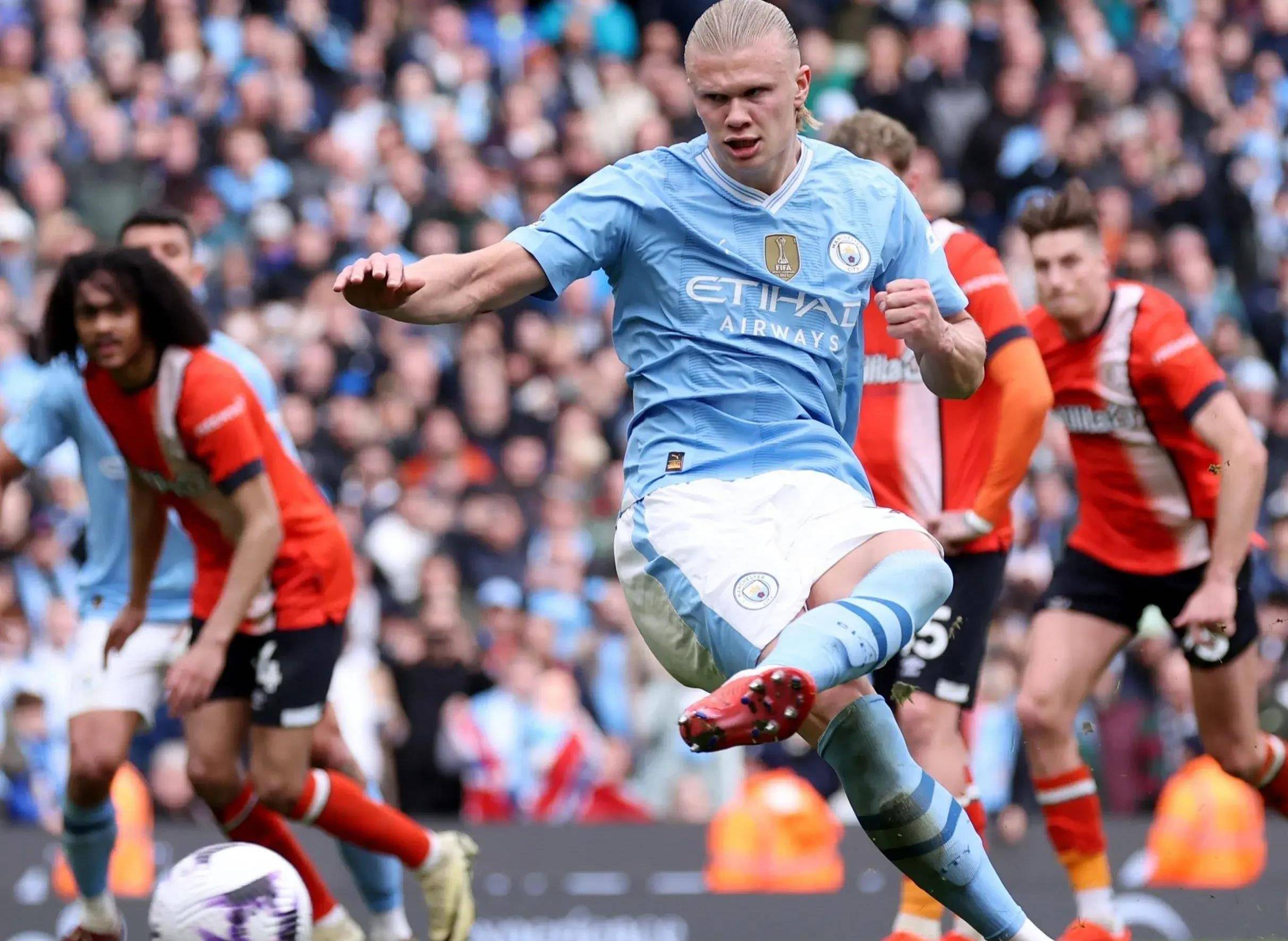 曼城客场击败卡迪夫城，重返积分榜榜首的简单介绍