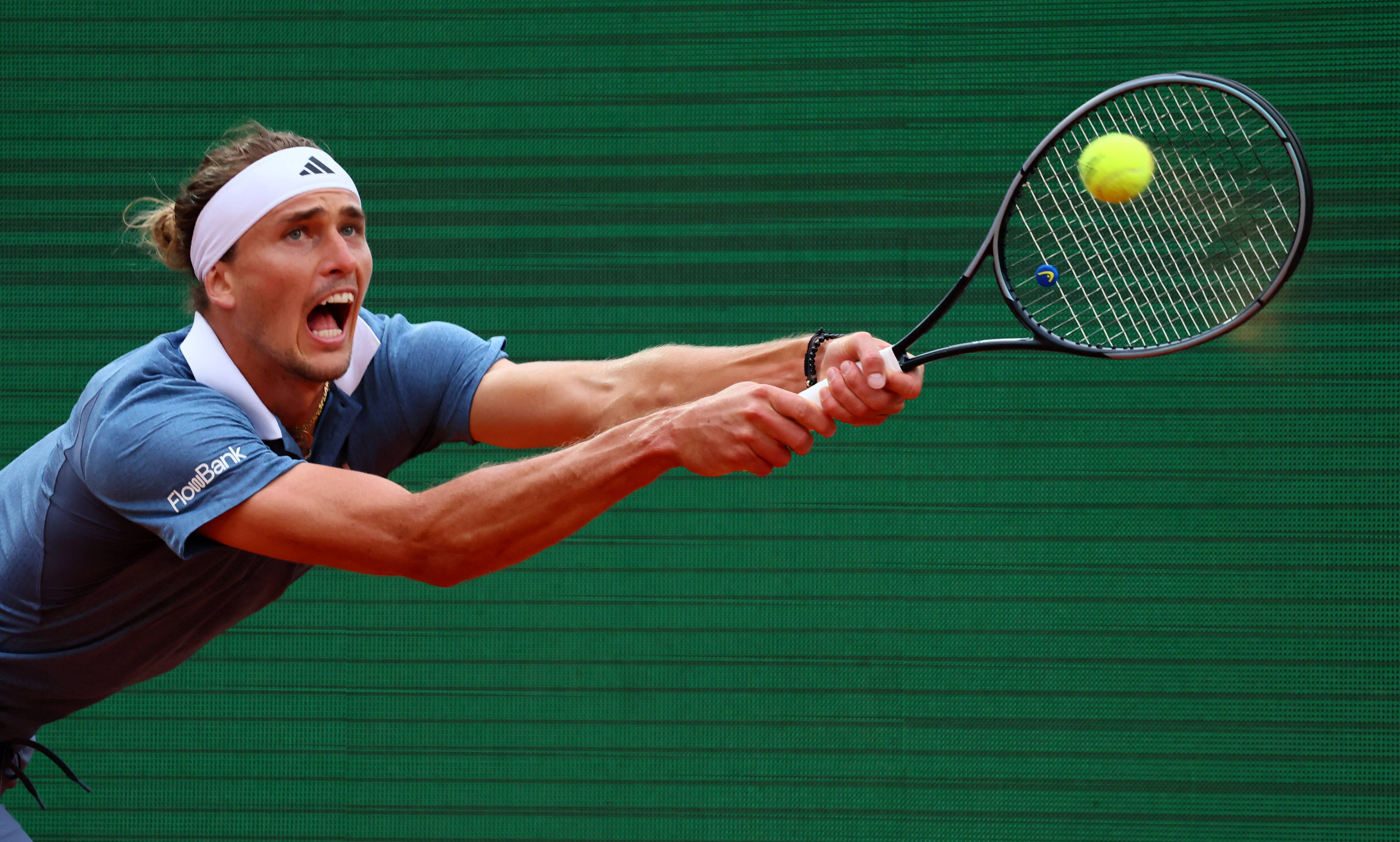 美国网球队绝杀西班牙网球队，兹维列夫统治全场的简单介绍