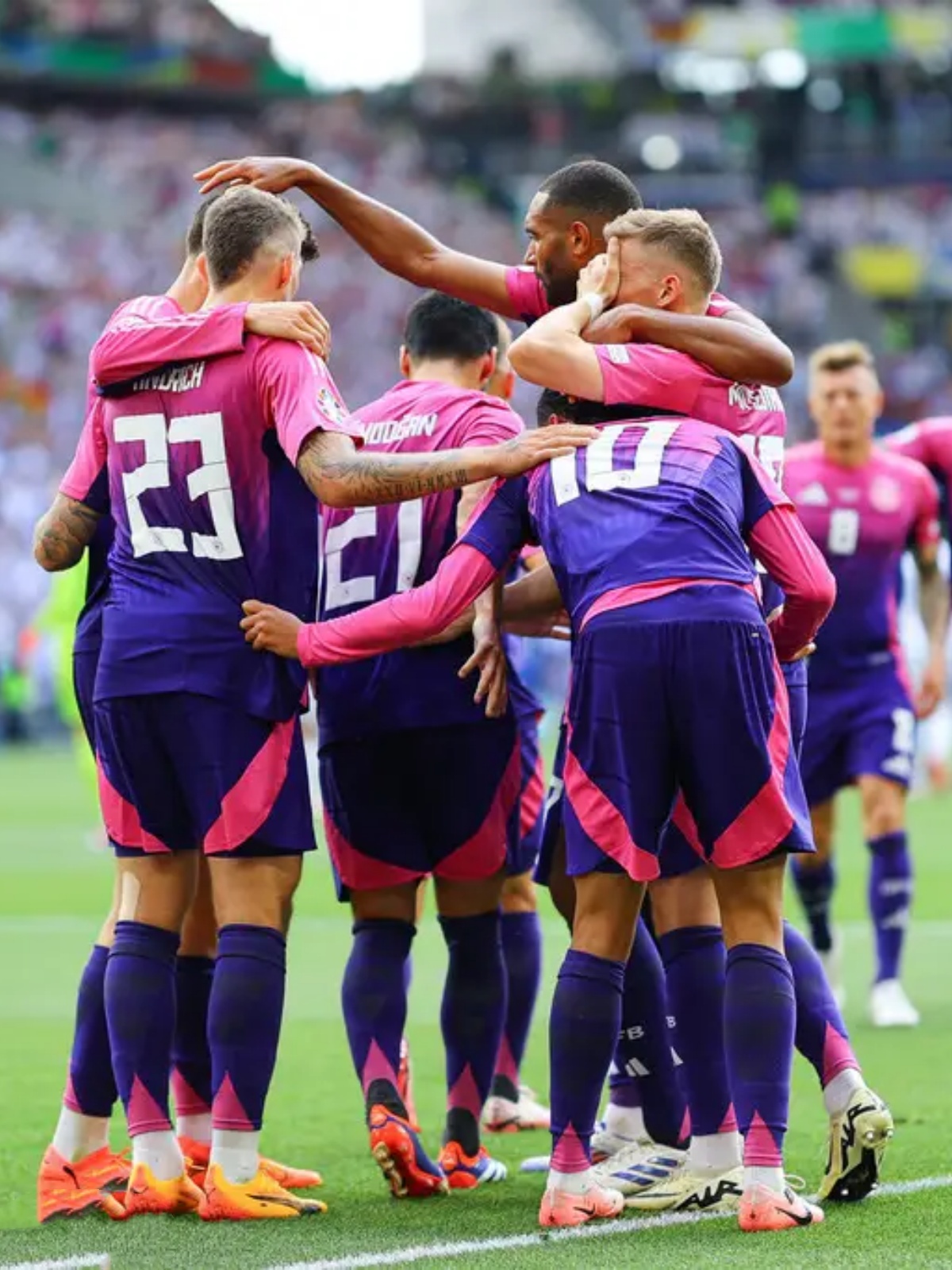 包含卡迪夫城战胜对手,展现强大比赛实力的词条 包含卡迪夫城战胜对手,展现强大比赛实力的词条