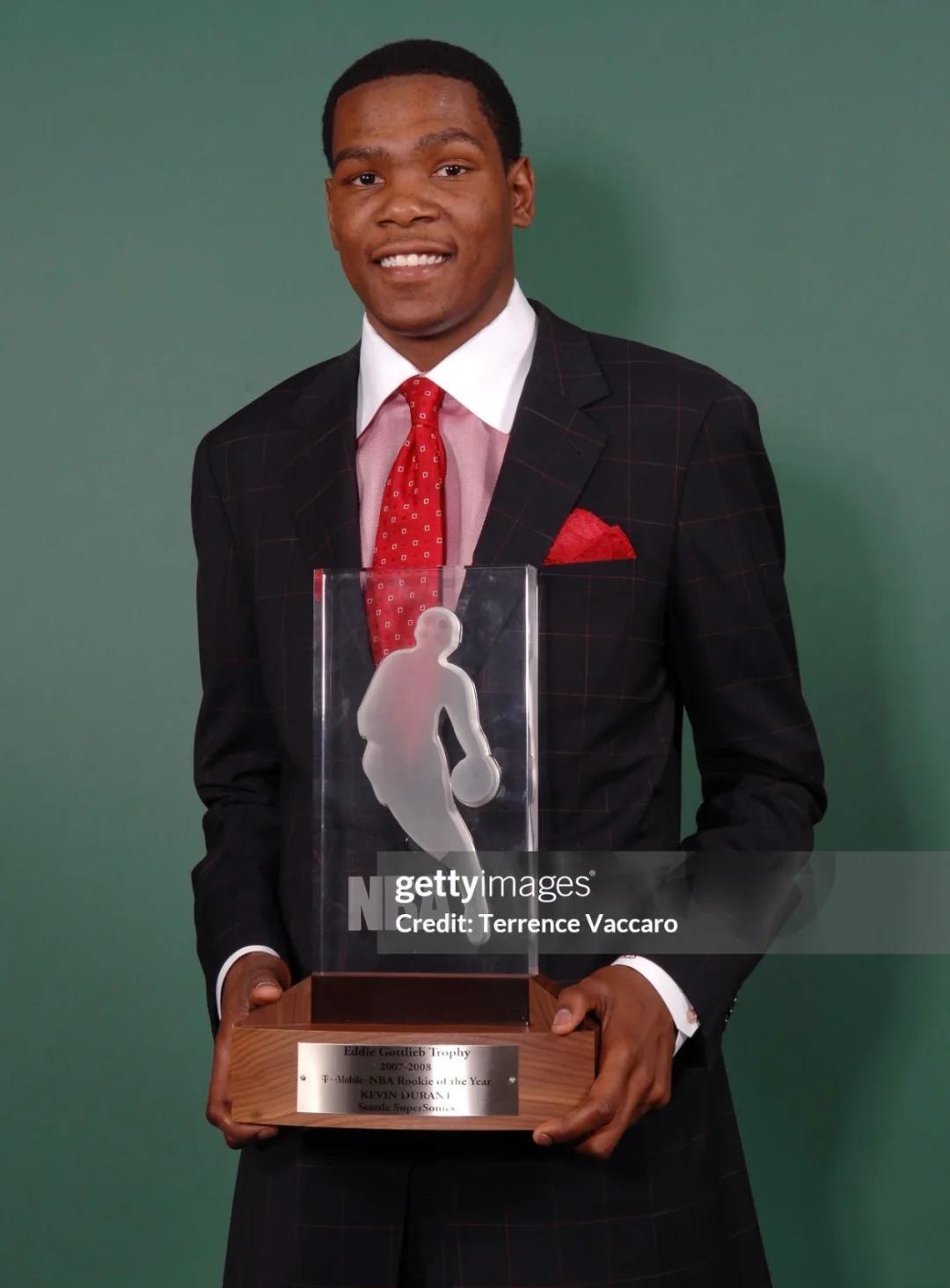 包含奇才逆转尼克斯，杜兰特惊艳世界的词条